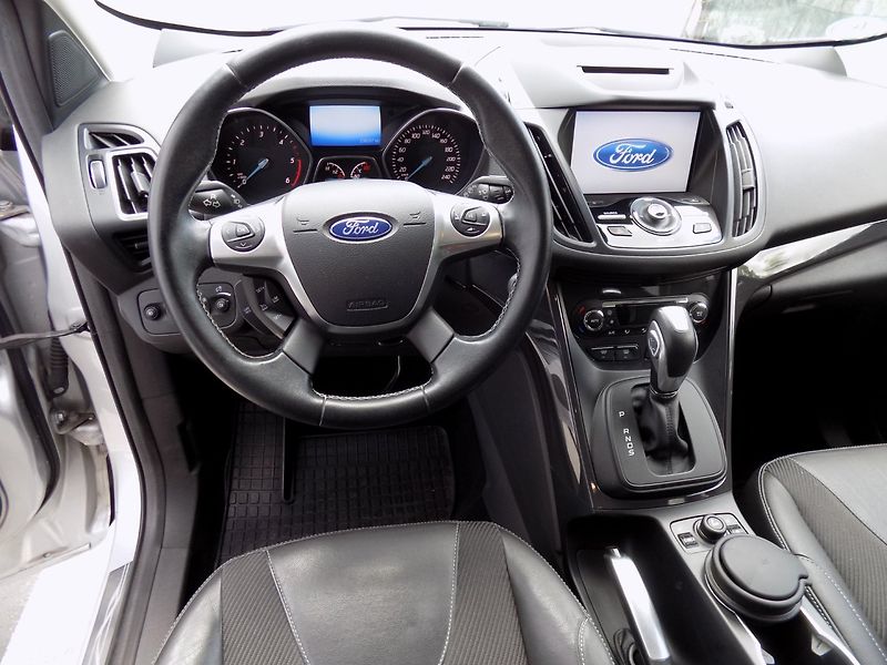 Ford Kuga (2016) 2.0TDCi/Individual/AWD/AT/ - fotka 25 z 44