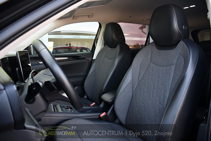 Volkswagen Tiguan 2.0TDi N.TOP 4M ZÁRUKA - fotka 12 z 55