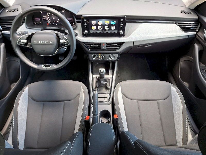 Škoda Scala (2025) Selection 1,0TSi 85kW - fotka 5 z 31