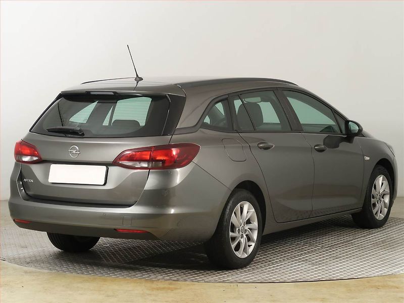 Opel Astra (2020) 1.2 Turbo, Serv.kniha - fotka 5 z 16