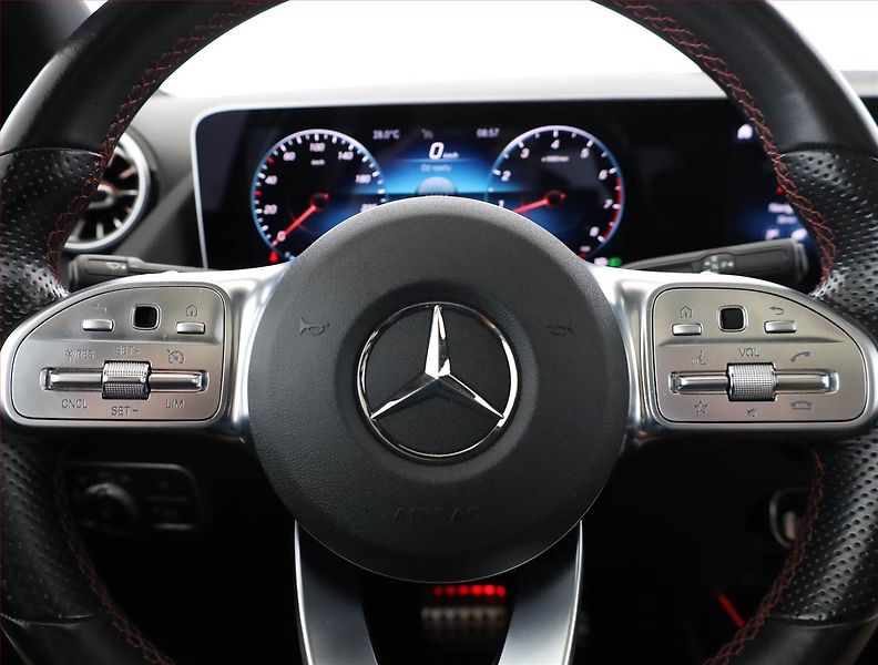 Mercedes-Benz Třídy B (2020) AMG line B 200 4MATIC - fotka 8 z 21