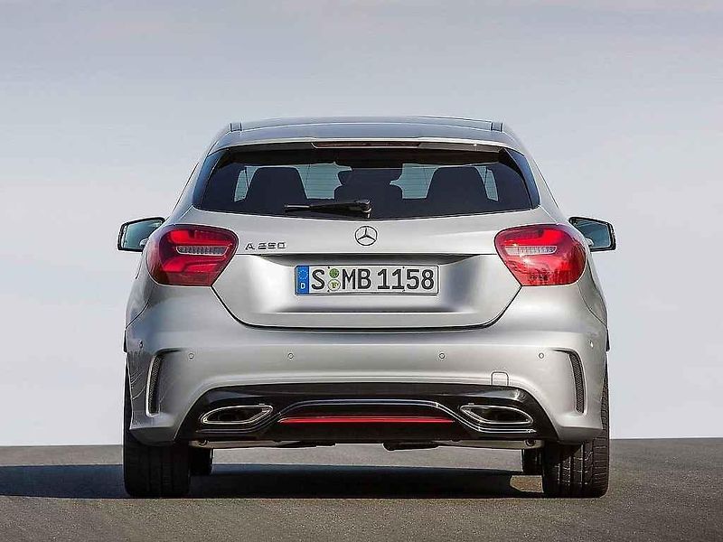 Mercedes-AMG A 45.