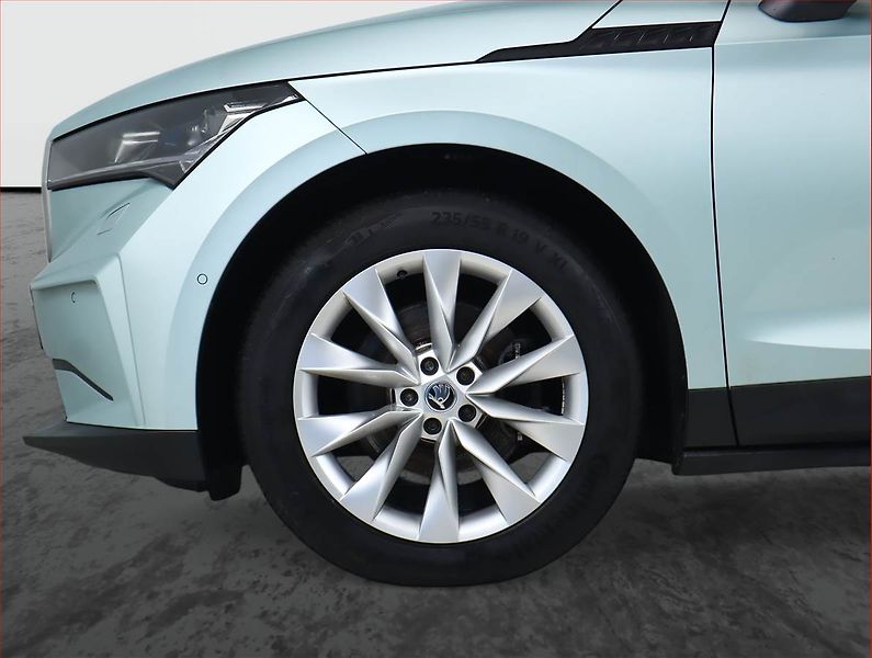 Škoda Enyaq (2022) First Edition iV 60 (62 kWh) - fotka 13 z 26