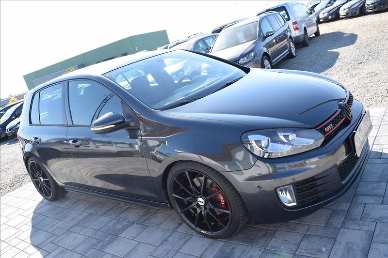 Volkswagen Golf 2,0 GTI 6 PO SERVISE AUTOMAT - fotka 4 z 45