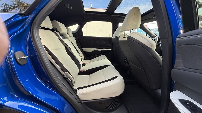 Lexus RX 500h 500H 2,4 HEV F SPORT SPECIAL E - fotka 21 z 28