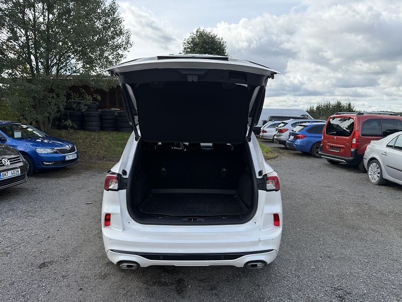 Ford Kuga 2.0TDCi ST-LINE  -  140kw - fotka 9 z 25