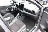 Toyota Yaris 1,5 HEV GR SPORT VIP Skyview - náhled 12