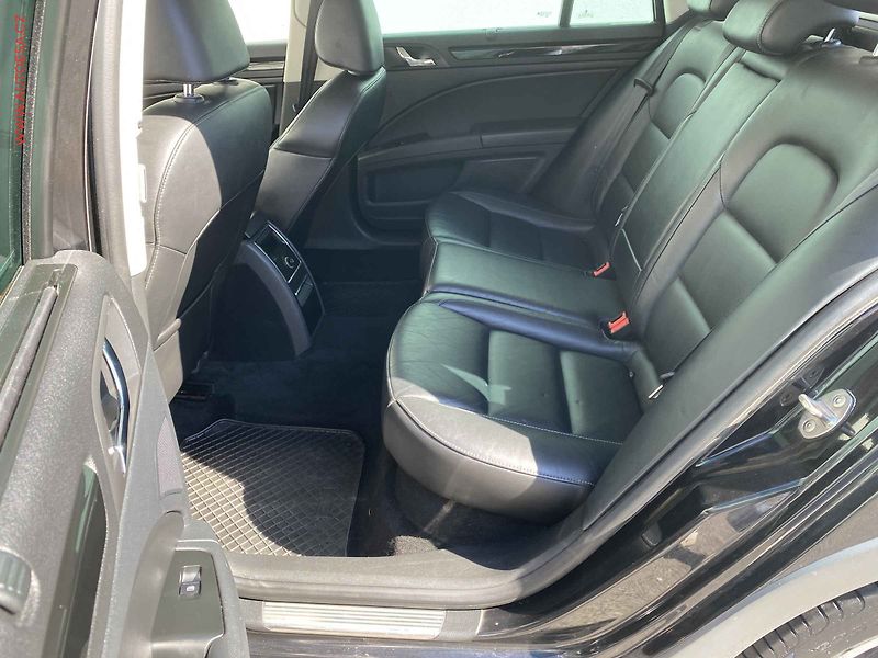 Škoda Superb (2014) 3.6FSi 4x4, Outdoor, DSG - fotka 10 z 17