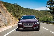 Jaguar XF.