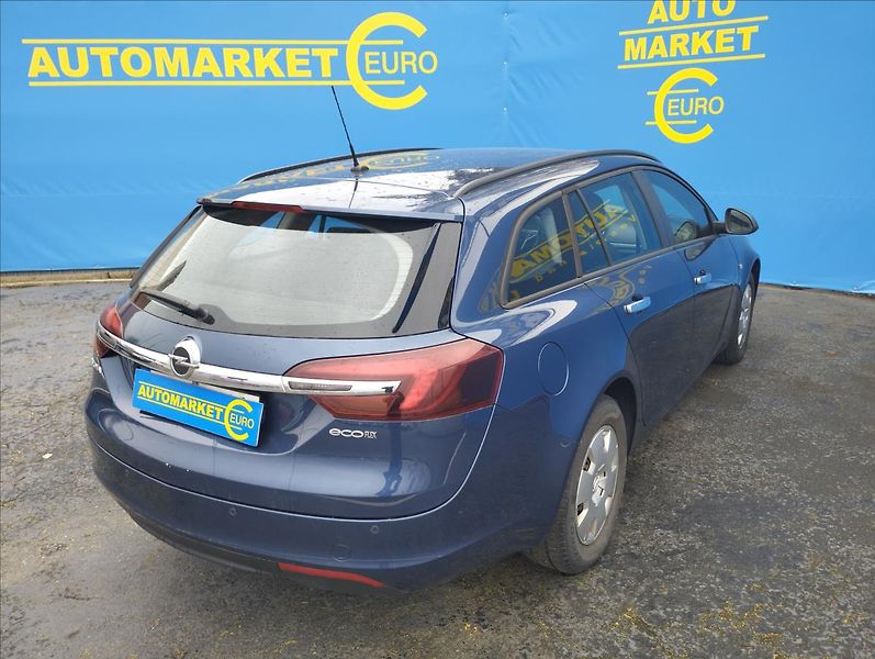 Opel Insignia 2,0 CDTi 88KW - fotka 4 z 17