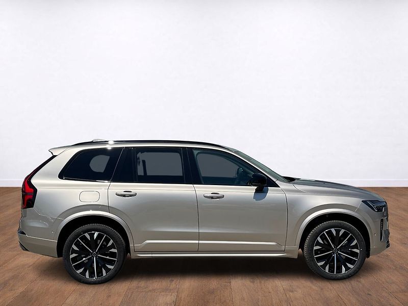 Volvo XC90 (2026) PLUS B5, kamery 360°, ventilac - fotka 5 z 23