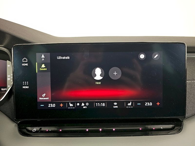 Škoda Octavia (2023) Combi 1.5TSI m-HEV 110kW DSG S - fotka 16 z 30