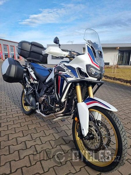 Honda CRF 1000 L Africa Twin DCT ABS (2018) - fotka 20 z 21