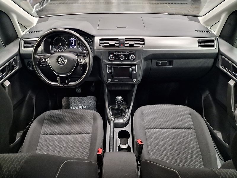 Volkswagen Caddy (2018) - fotka 36 z 62