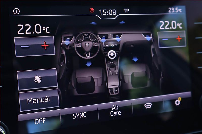Škoda Octavia (2018) Style 1.6 TDI, Navi, Tempomat - fotka 16 z 24