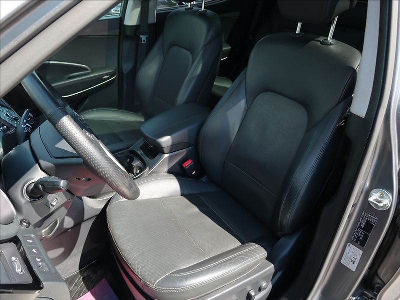 Hyundai Santa Fe 2,2 CRDi,145kW,NovéČR,Premium - fotka 10 z 37