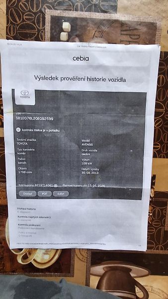 Toyota Avensis 1.8 VVT-I Rezervace - fotka 28 z 30