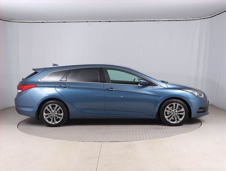 Hyundai i40 (2016) 1.7 CRDi, Automat, Kůže, Navi - fotka 6 z 18