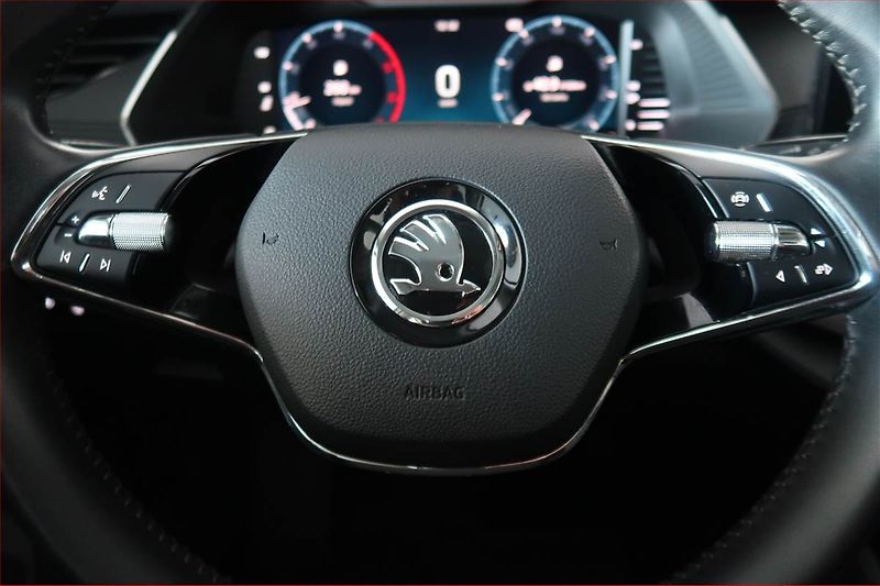 Škoda Octavia (2022) Ambition 2.0 TDI, ČR,1.maj - fotka 16 z 18