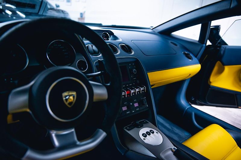 Lamborghini Gallardo LP 560-4 1.Maj.Originál10500KM - fotka 37 z 55