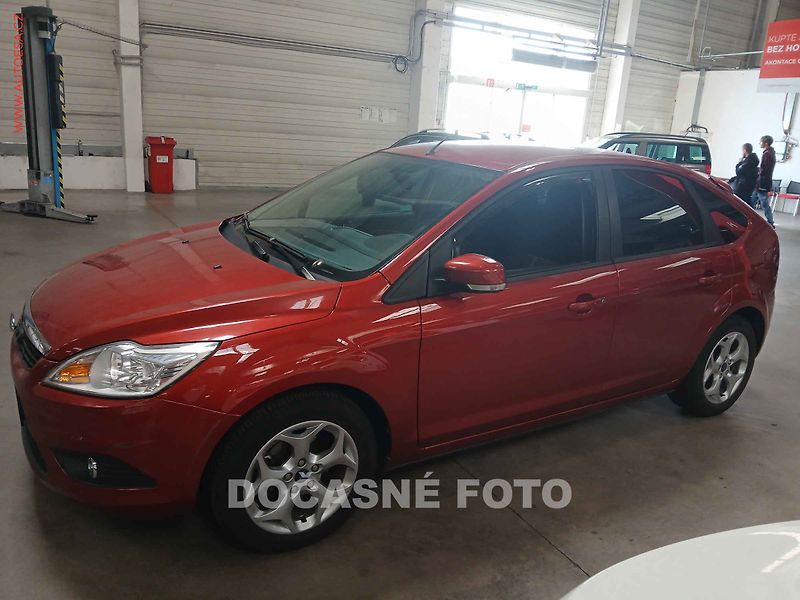 Ford Focus (2008) 1.6i, 1.maj,ČR - fotka 3 z 3