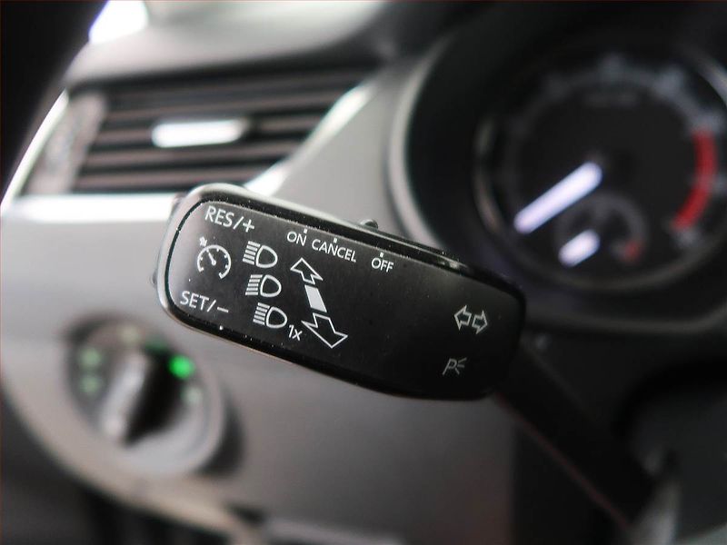 Škoda Octavia (2018) Ambition 1.4 TSI, ČR,1.maj - fotka 15 z 15