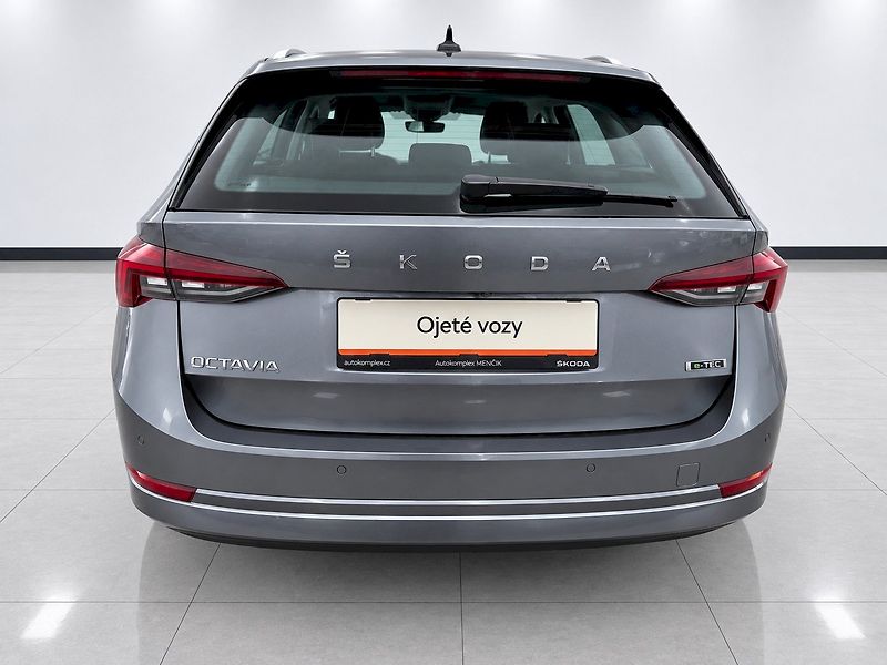 Škoda Octavia (2023) OCT.COM M-HEV STY TS 110/1.5 A - fotka 9 z 42