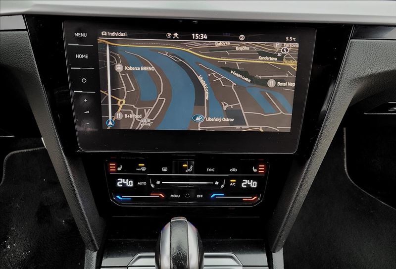 Volkswagen Arteon Shooting Brake 1,4 tsi,DSG,R LINE,PHEV,NAVI - fotka 22 z 44