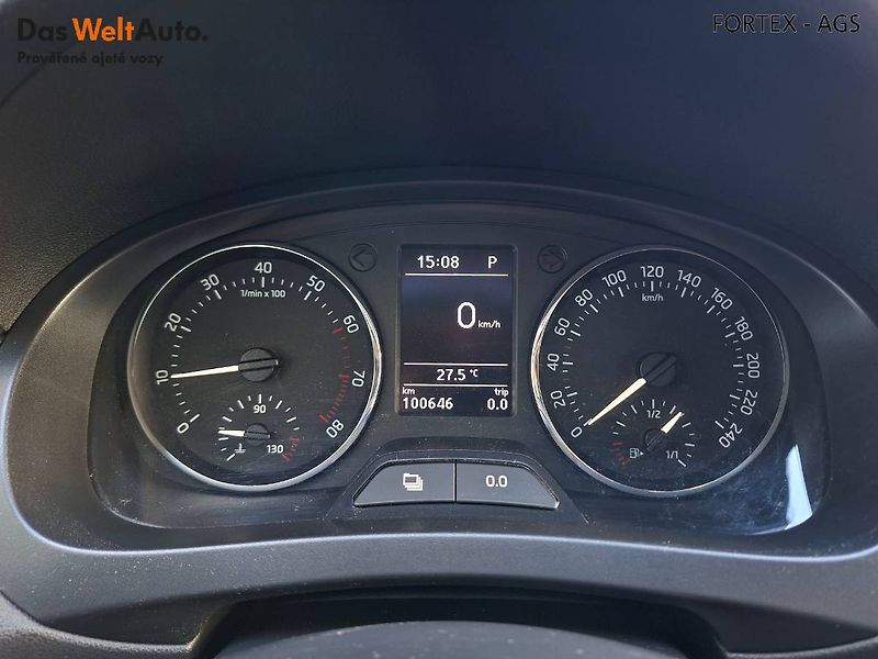 Škoda Rapid (2013) 1.4 TSI,DSG,90kW,Elegance - fotka 8 z 25