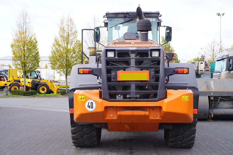 Hitachi (2018) ZW220 articulated loader - fotka 5 z 24