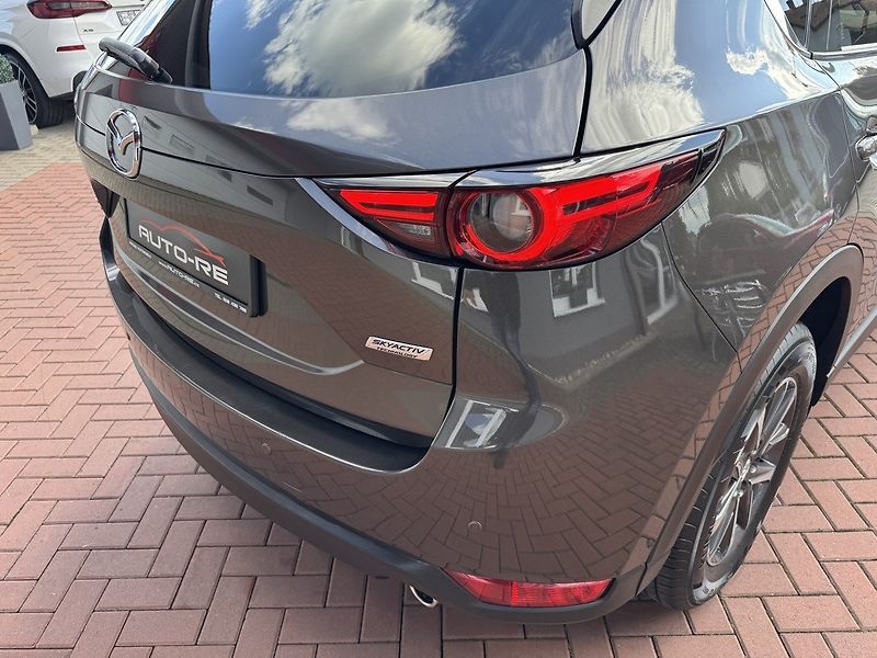 Mazda CX-5 (2017) 2.5i G-194 AWD LED Bose Kamera - fotka 40 z 50