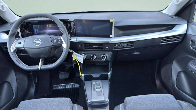 Opel Frontera (2026) Edition Hybrid 1.2 TURBO (81kW - fotka 14 z 23