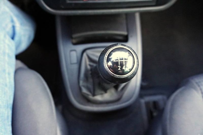 Volkswagen Sharan (2007) 2,0 TDI 103 kW - fotka 30 z 43