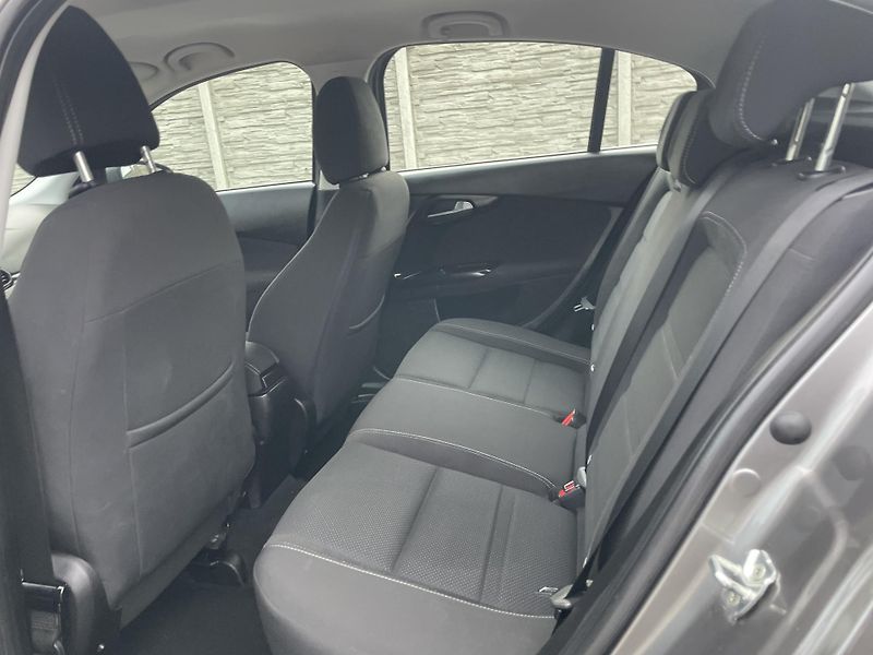 Fiat Tipo 1.4Ti-JET 120PS LPG LOUNGE TOP - fotka 116 z 187
