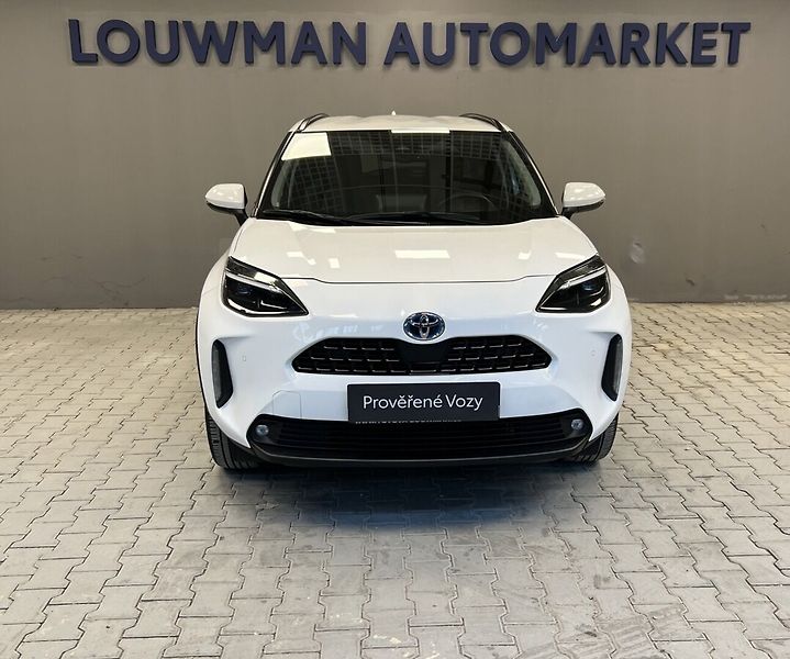 Toyota Yaris Cross 1,5 Hybrid AT Executive - fotka 4 z 17