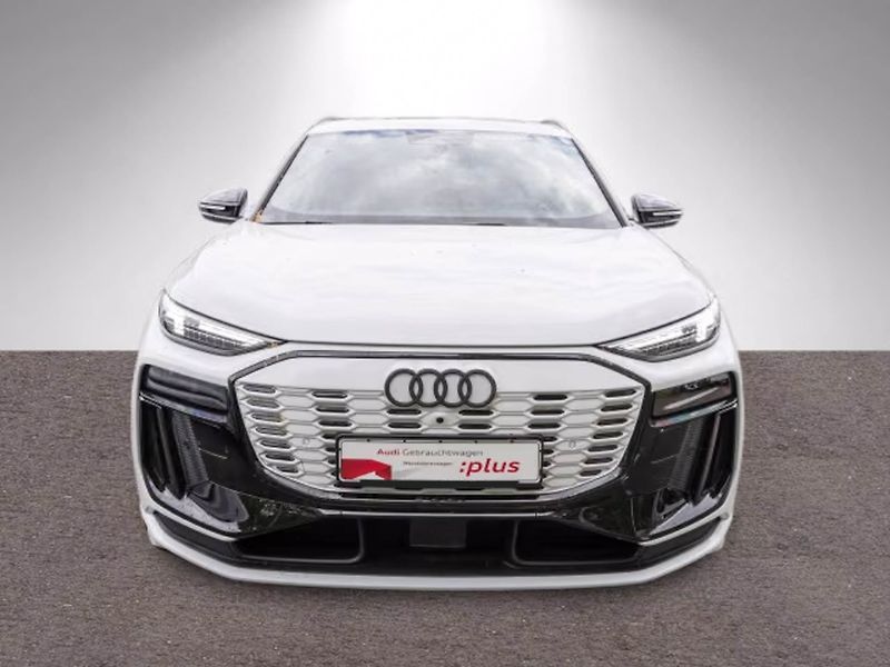Audi Q6 e-tron perf. S-Line Pano B&O Vzduch - fotka 2 z 16