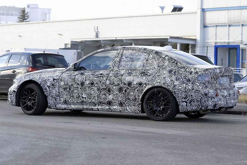Nové BMW M3 bude lehčí než součásné BMW M3 CS.