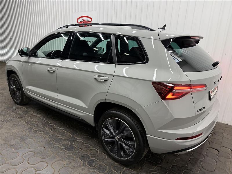 Škoda Karoq 2.0TDI DSG ACC SPORTLINE - fotka 6 z 37