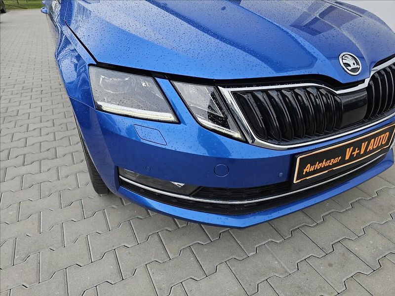 Škoda Octavia III 2,0TDi STYLE EXTRA + - fotka 47 z 50