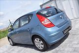 Hyundai i30 1,6 CRDi 66KW COMFORT+ 2XKOLA - náhled 7
