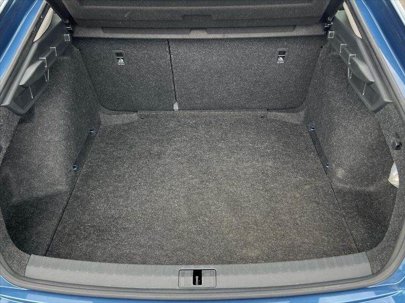Škoda Octavia 1,5 TSi 110kW ACTIVE PLUS  IV. - fotka 14 z 23