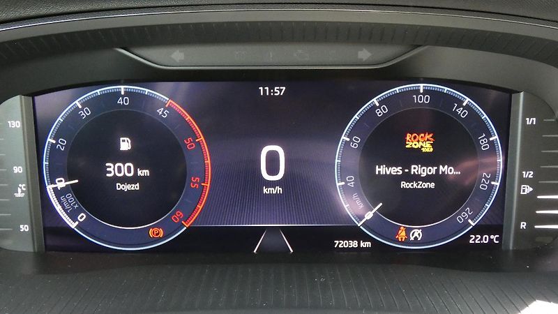 Škoda Octavia Combi 2,0 TDI Ambition - fotka 13 z 23