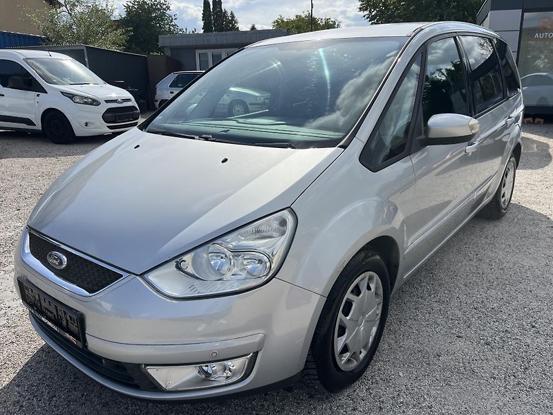 Ford Galaxy (2008) 2.0 Benzin 107 KW 7 míst - fotka 4 z 24