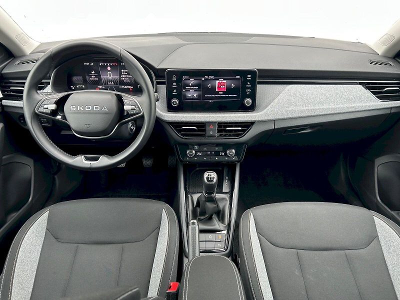 Škoda Scala (2025) Selection 1.0 TSI 85 kW - fotka 5 z 34