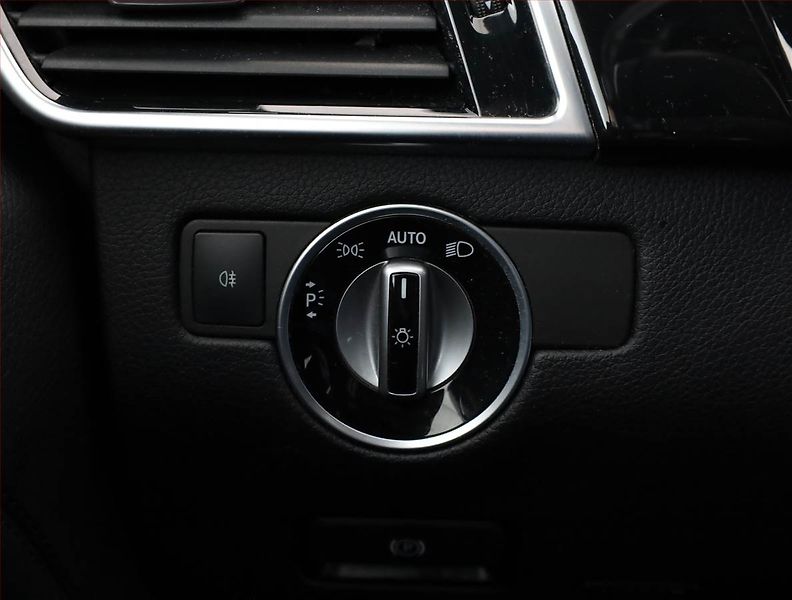 Mercedes-Benz GLE (2018) 350 d 4MATIC - fotka 15 z 20