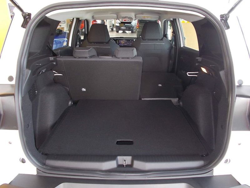 Opel Frontera (2026) Edition Hybrid 1.2 TURBO (81kW - fotka 10 z 28