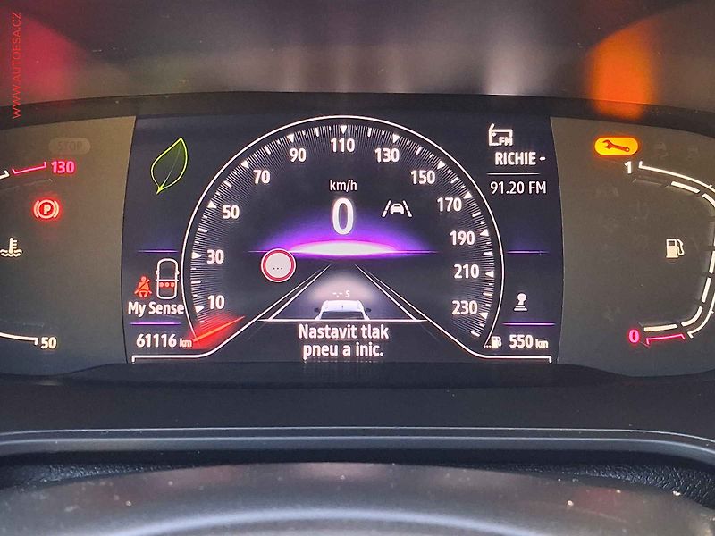 Renault Mégane (2023) 1.3 TCe, LED, navi, kamera - fotka 15 z 18