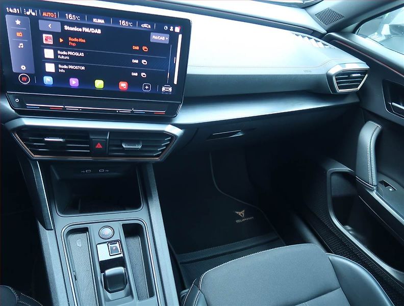 Cupra Formentor (2022) 1.5 TSI - fotka 12 z 18