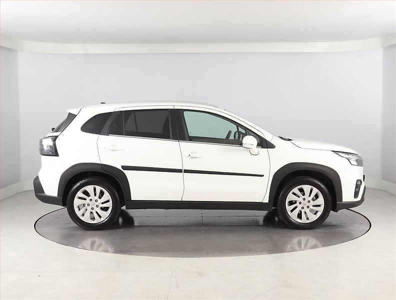 Suzuki SX4 S-Cross (2022) Premium 1.4 BoosterJet - fotka 6 z 23