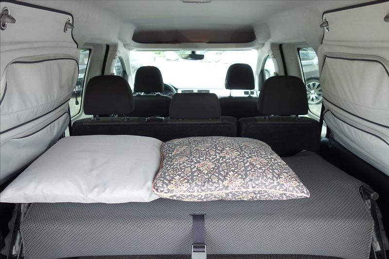 Volkswagen Caddy 1,4 TSi + CNG,DSG,MAXI BEACH. - fotka 15 z 37